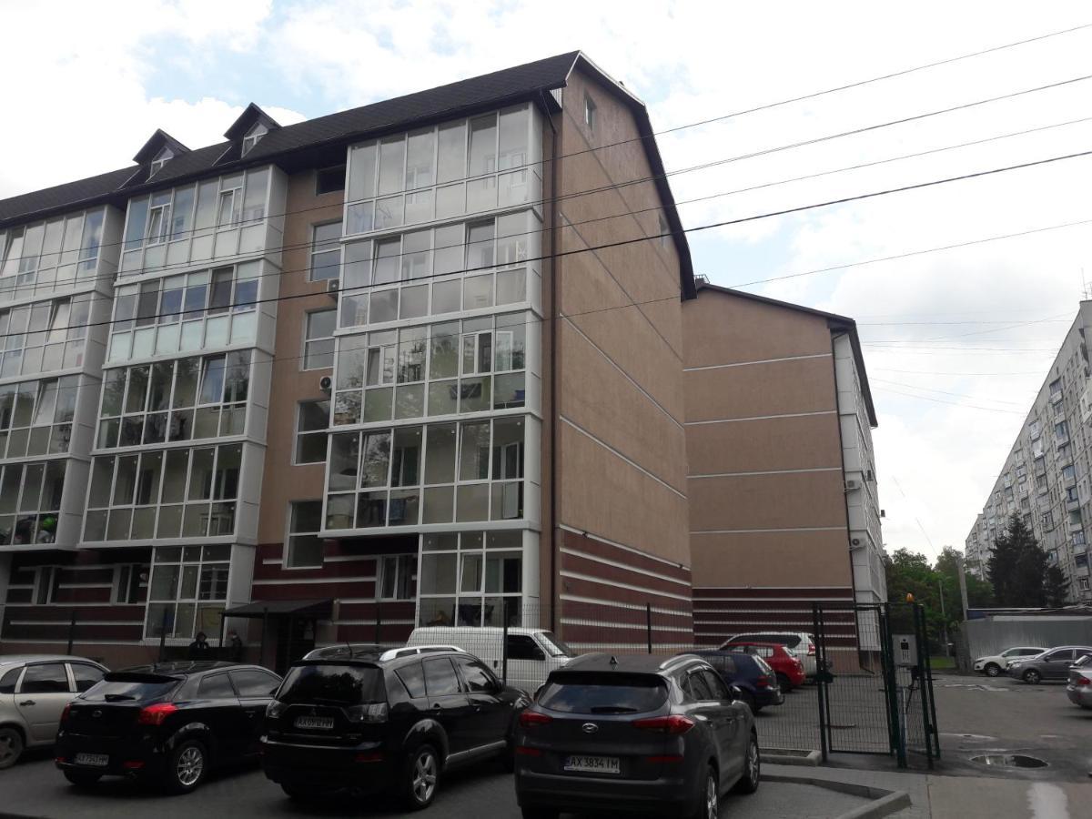 Apartments Near Metalist Stadium Charkov Buitenkant foto